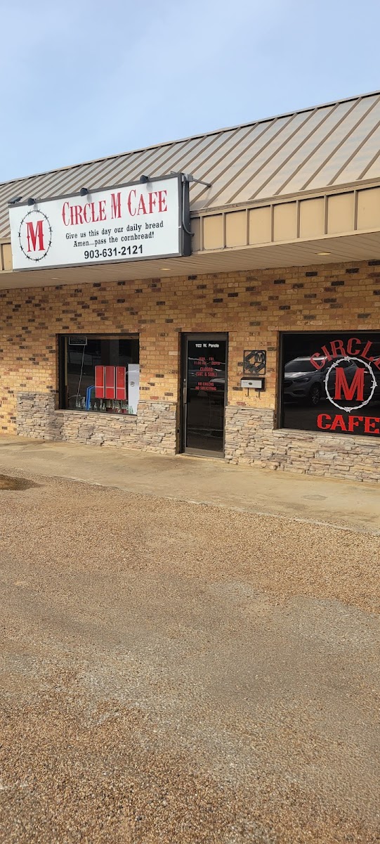Circle M Cafe